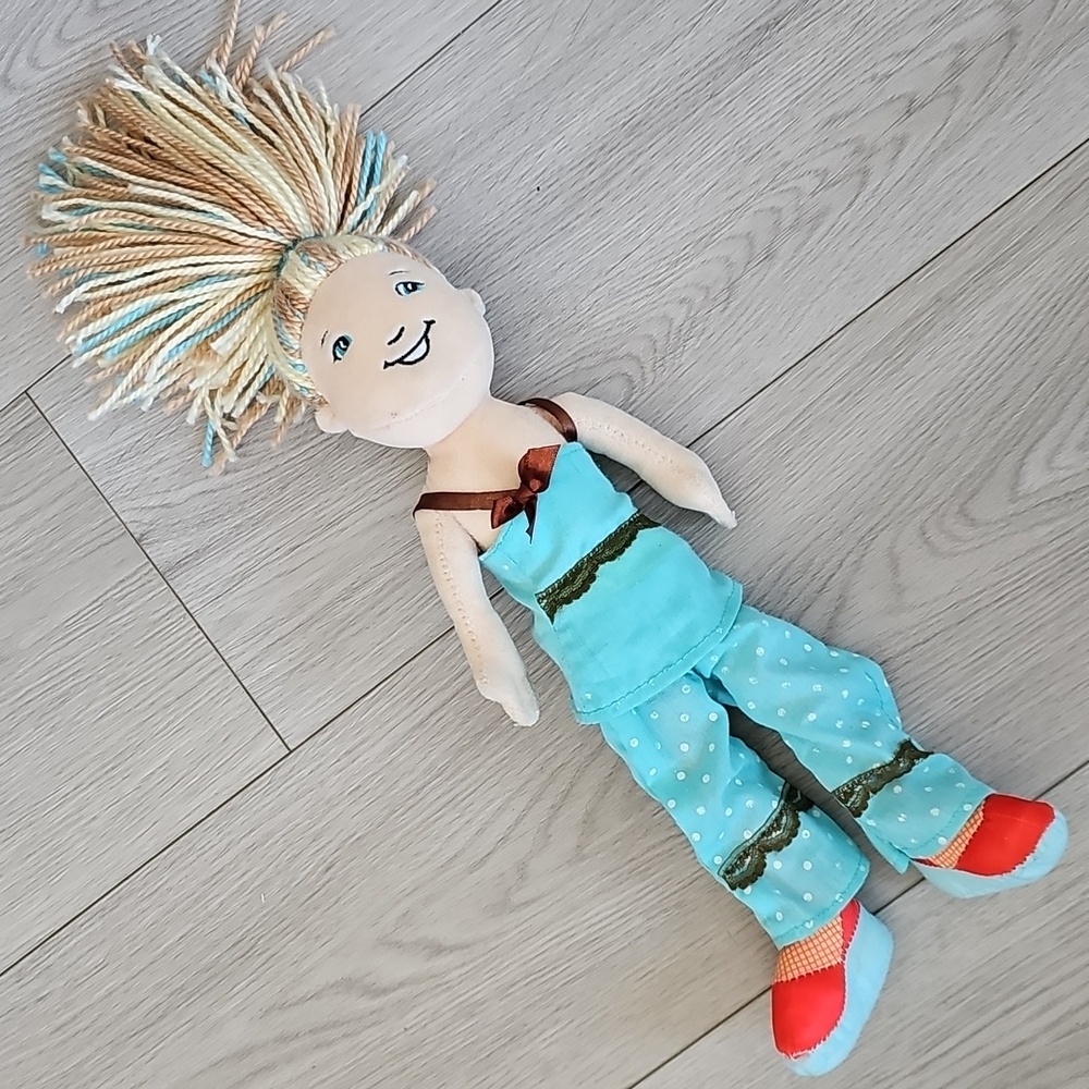 Y2K Groovy Girls Marissa Plush Doll